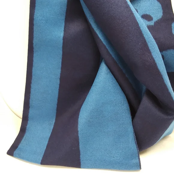 BODY GLOVE Unisex Navy & Bright Blue Alien Skulls & Stripes Reversible Scarf NWT - Picture 4 of 7